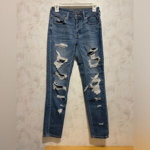 American Eagle Women’s distressed Tomgirl jeans - Size 0